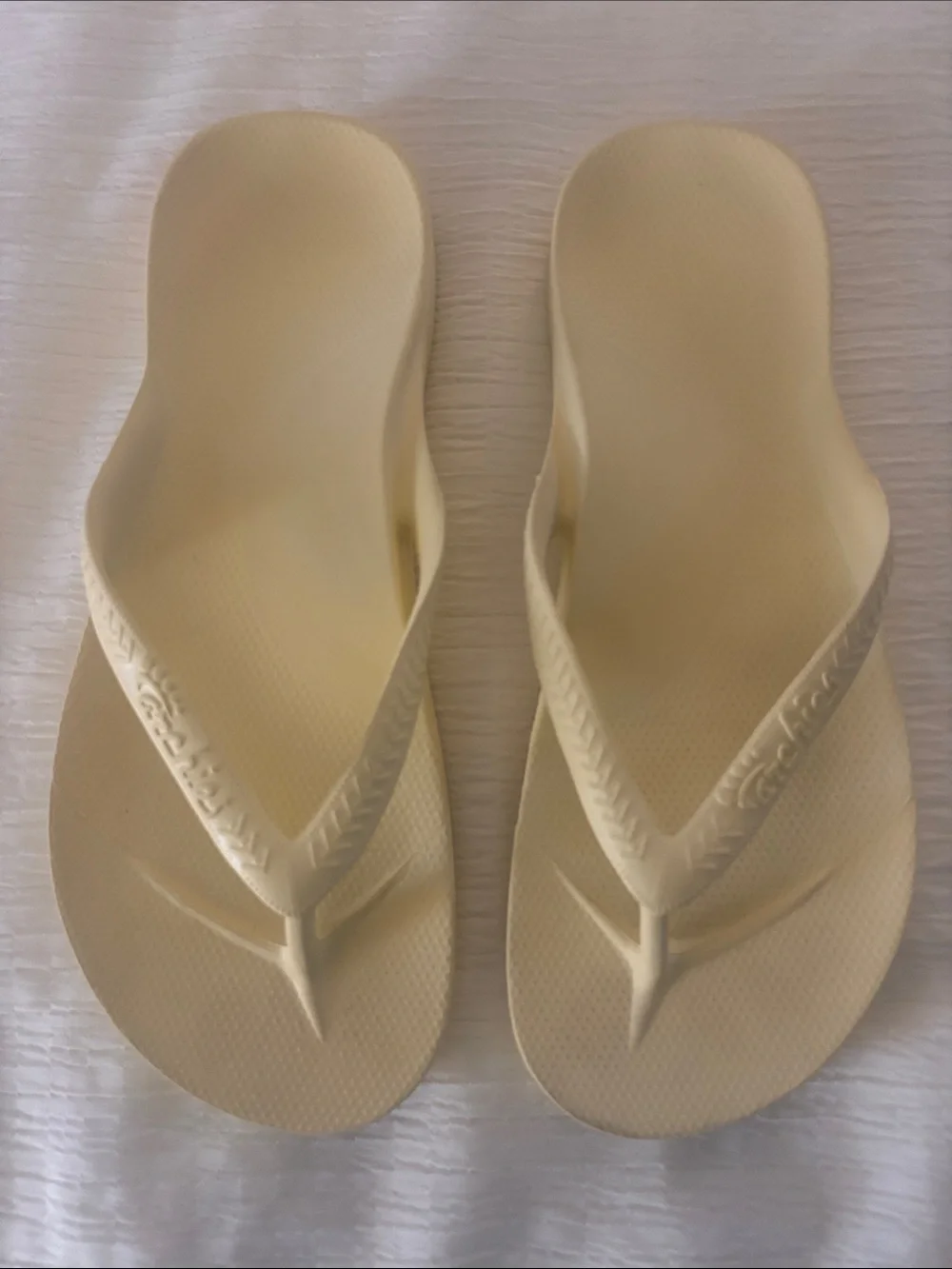 Archie's Classic Women's Flip Flop Sandals in Butter yellow-worn twice
